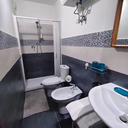 Holiday home Monolocale Taormina A 100 Metri Da Stazione Treni E 30 Mt Dal Mare