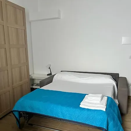 Monolocale Taormina A 100 Metri Da Stazione Treni E 30 Mt Dal Mare Holiday home *